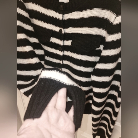 NWOT Anthropologie Maeve Cashmere sweater. - Picture 7 of 11